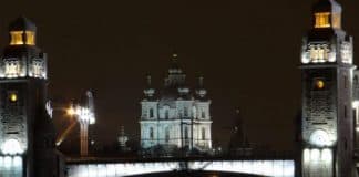 О молитвах и песнопениях общих всем службам, совершающимся в православных христианских храмах