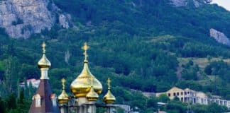 Семья - малая церковь