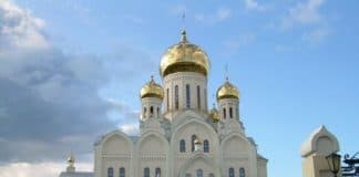Практические рекомендации по совершению исповеди и причащения на дому