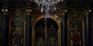 Какие молитвы должны читать миряне