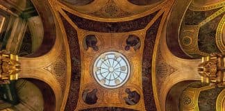 Молитва перед иконой в скорби и печали