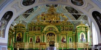 Некрещеные