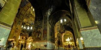 Жизнь в таинствах