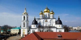 Как нужно молиться и каких ошибок избегать