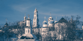 За что Господь нас терпит